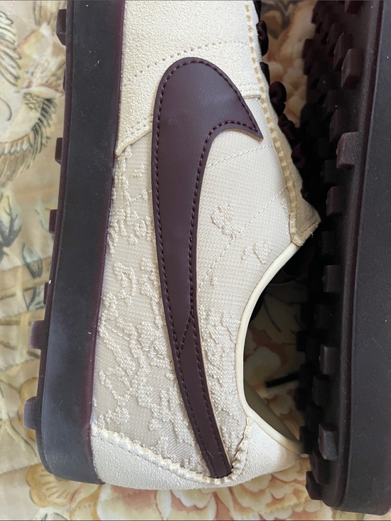 Nike Shoes - Nike Astrograbber Leather Sneakers